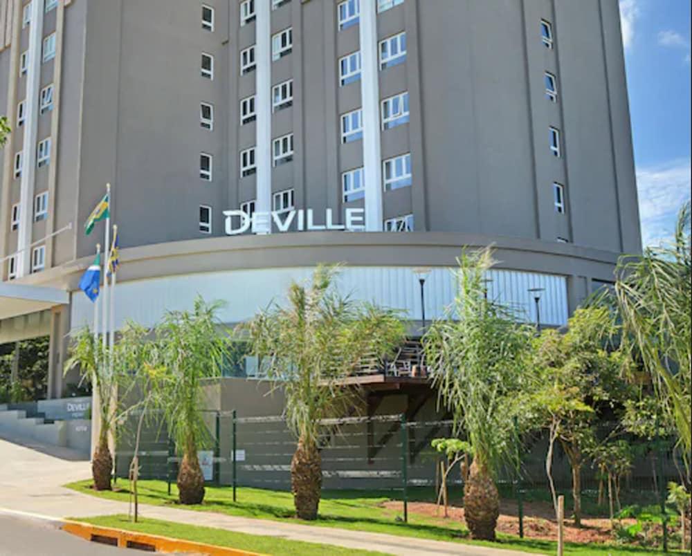 Hotel Deville Prime Cuiaba Екстер'єр фото